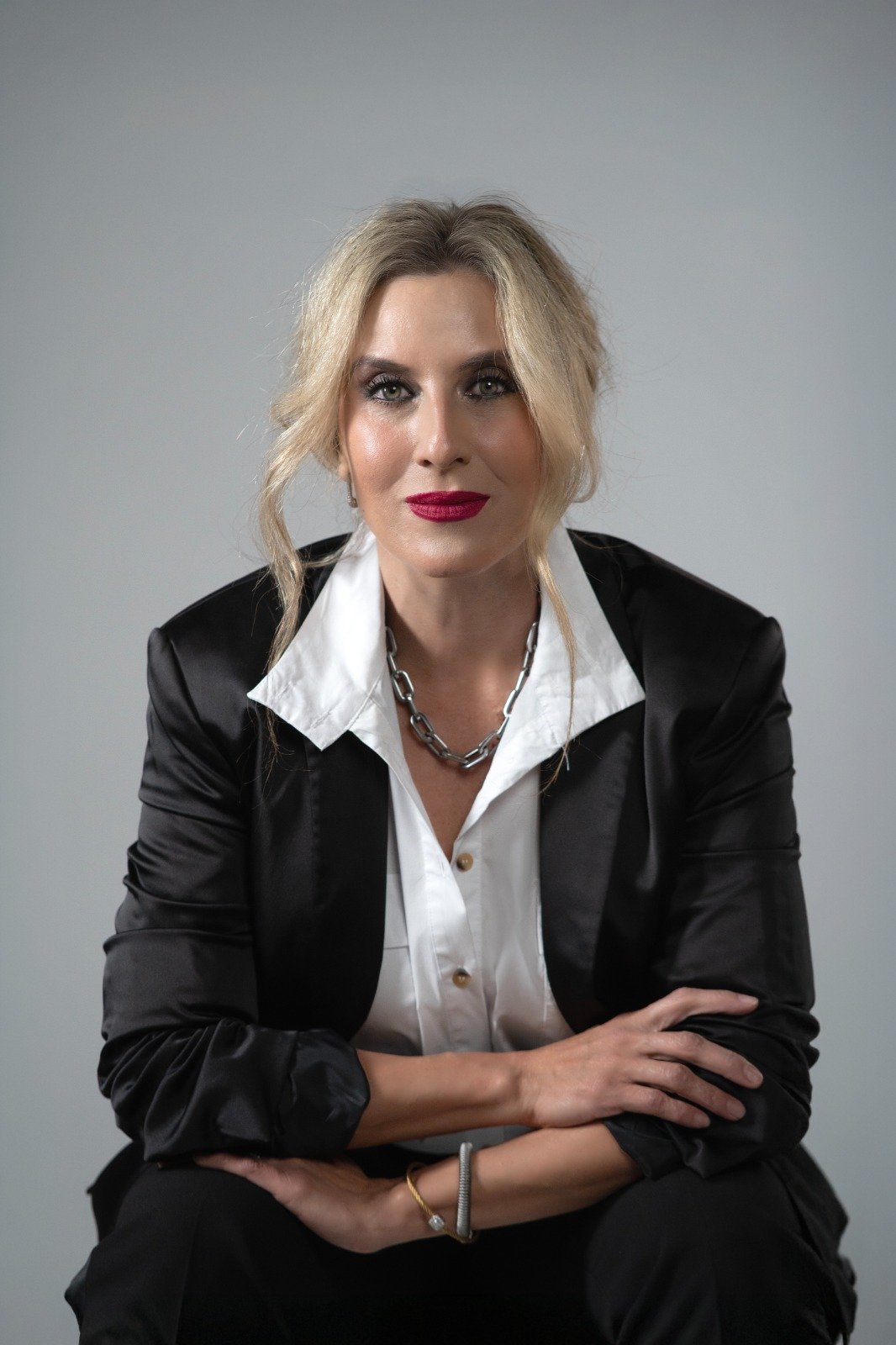 Georgina Ponce Canales, Agent
